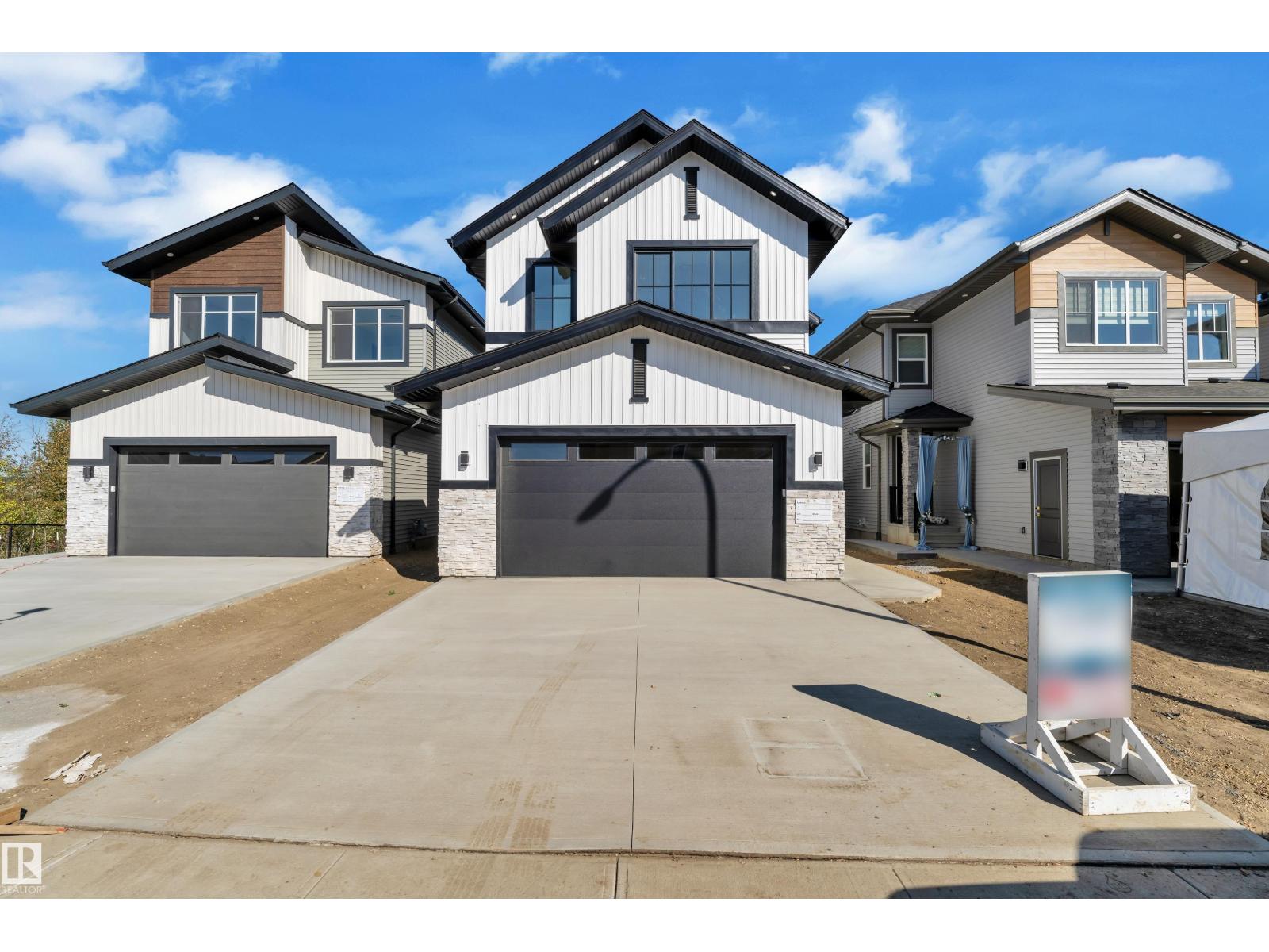 3132 7 Avenue Sw, Edmonton, Alberta  T6X 3M4 - Photo 1 - E4509747