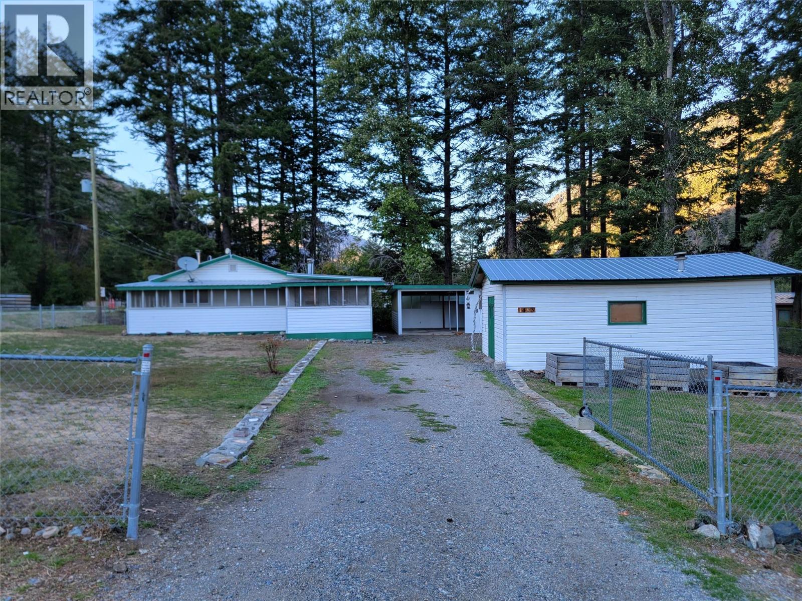 1483 Main Street, Olalla, British Columbia