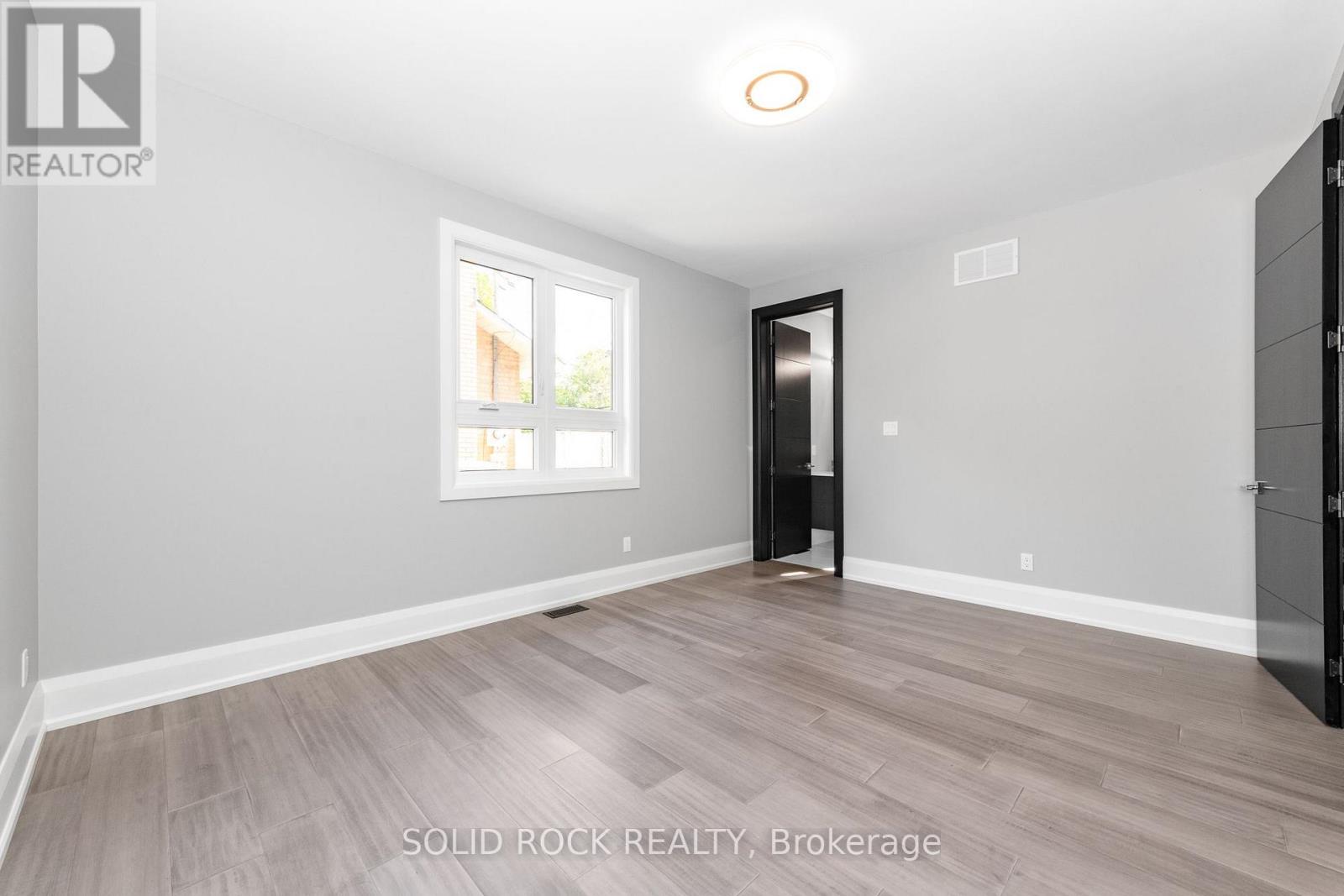 224 Roger Road, Ottawa, Ontario  K1H 5C6 - Photo 11 - X13811654