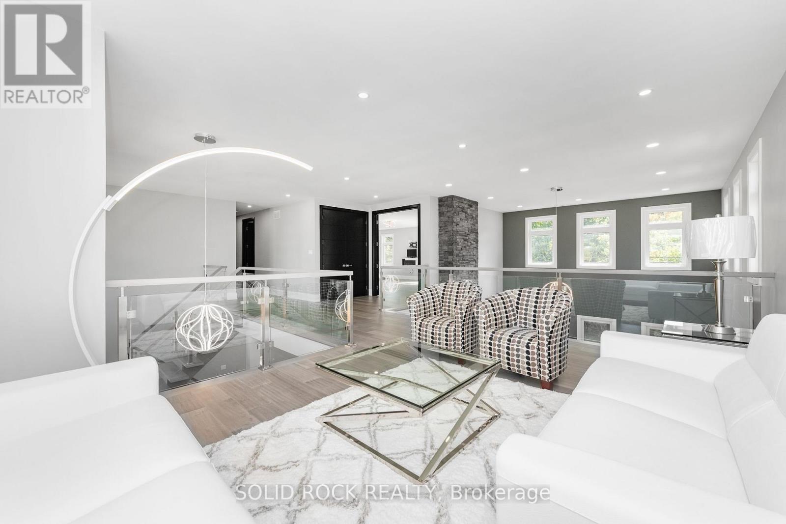 224 Roger Road, Ottawa, Ontario  K1H 5C6 - Photo 12 - X13811654