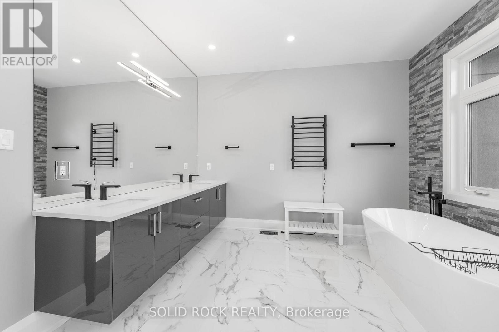 224 Roger Road, Ottawa, Ontario  K1H 5C6 - Photo 16 - X13811654