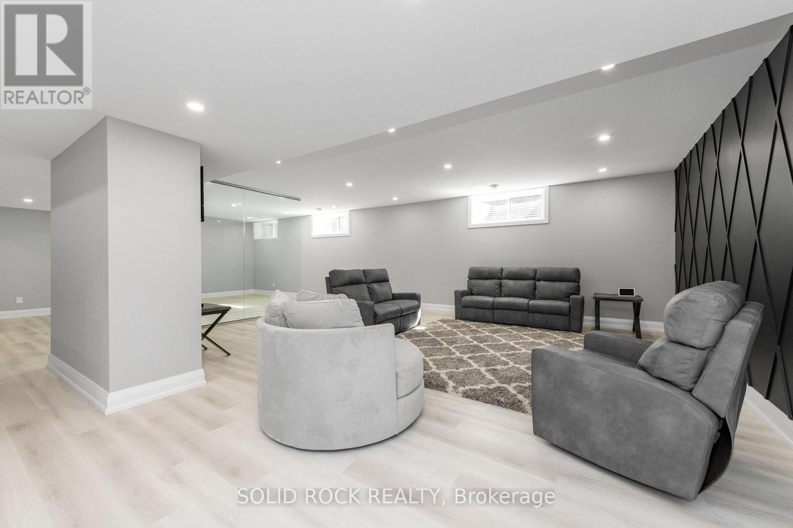 224 Roger Road, Ottawa, Ontario  K1H 5C6 - Photo 25 - X13811654