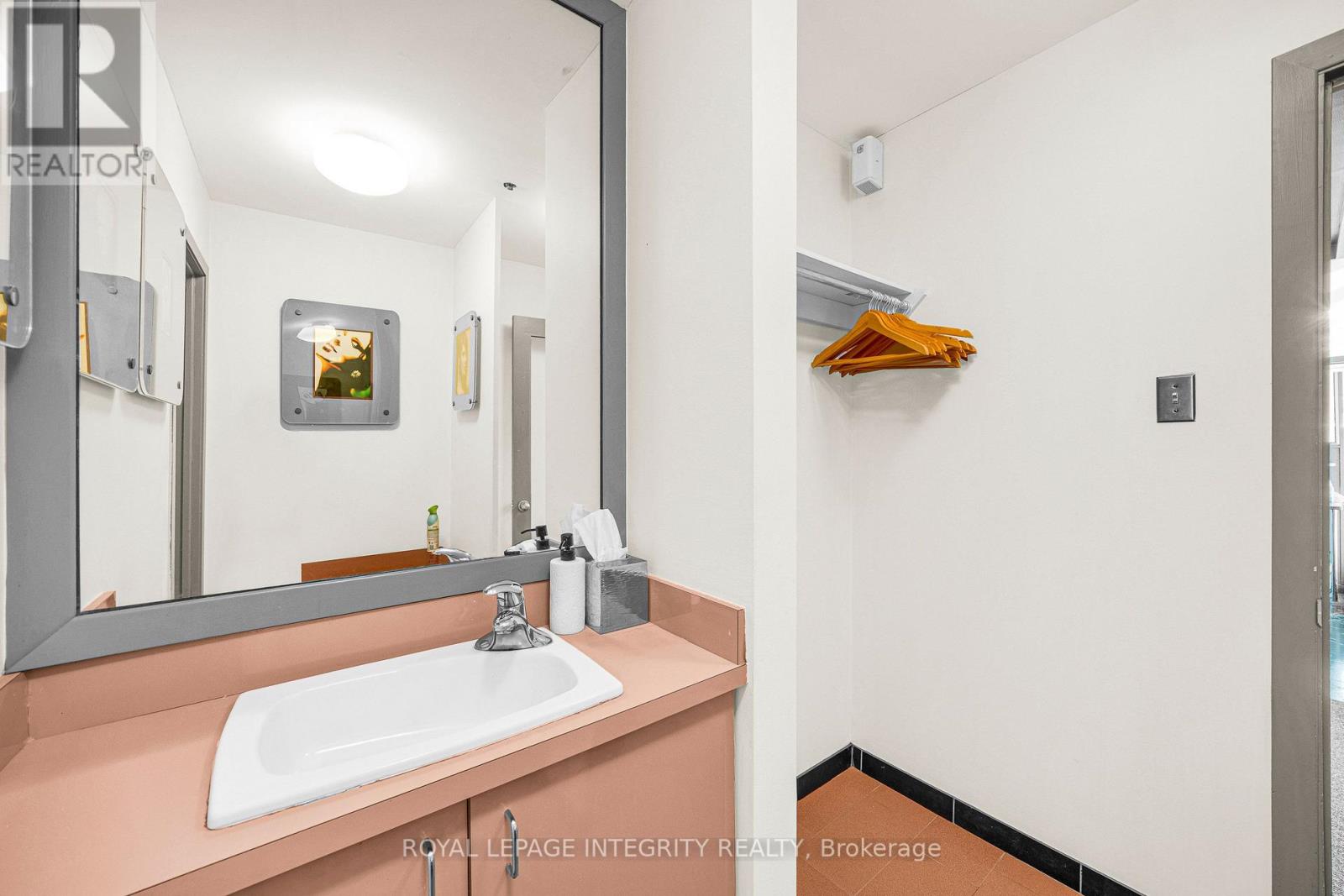 14 - 31 Murray Street, Ottawa, Ontario K1N 9M5 - Photo 21 - X13811688