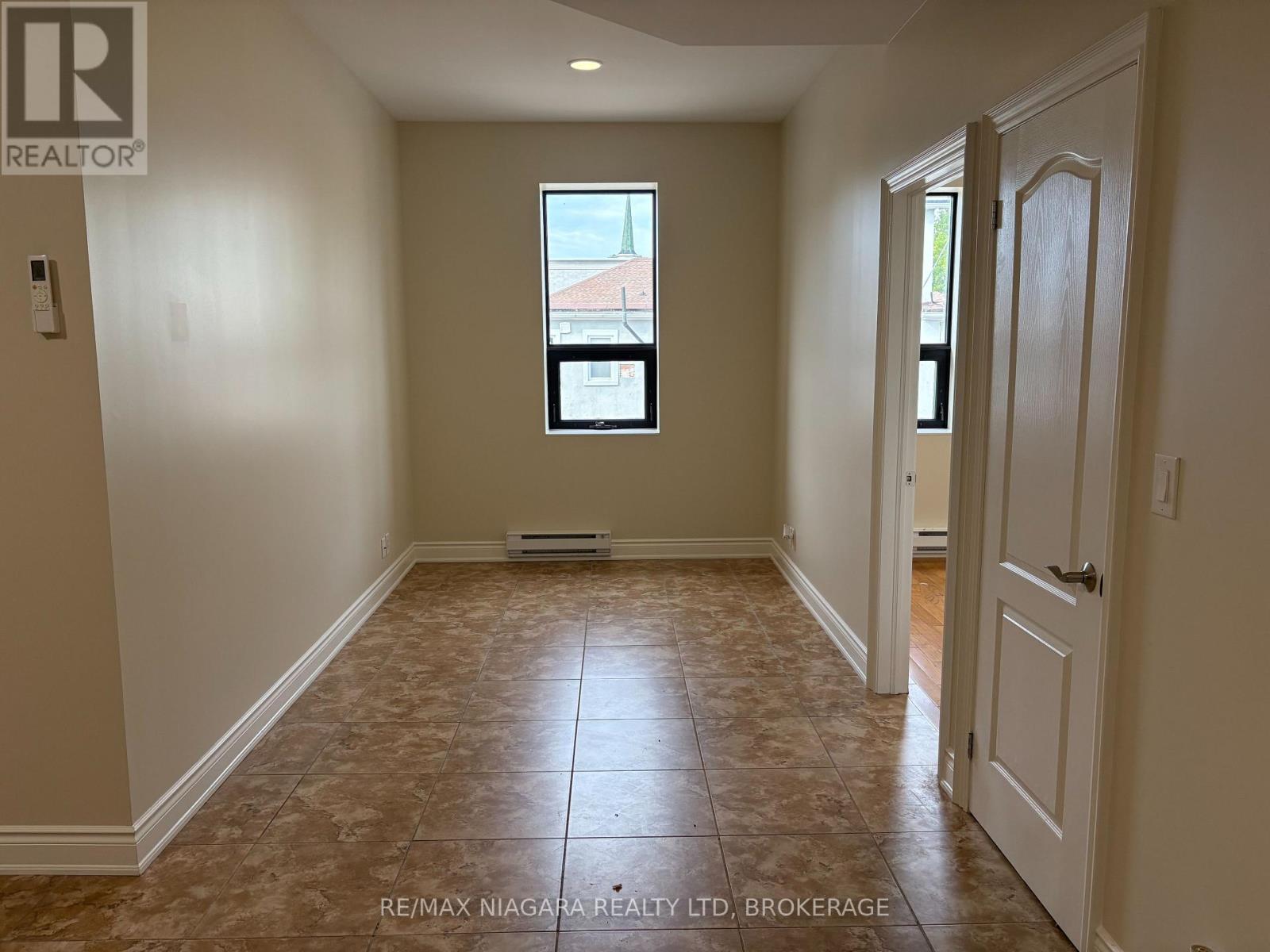 3 - 320 Ridge Road N, Fort Erie, Ontario  L0S 1N0 - Photo 3 - X13811614