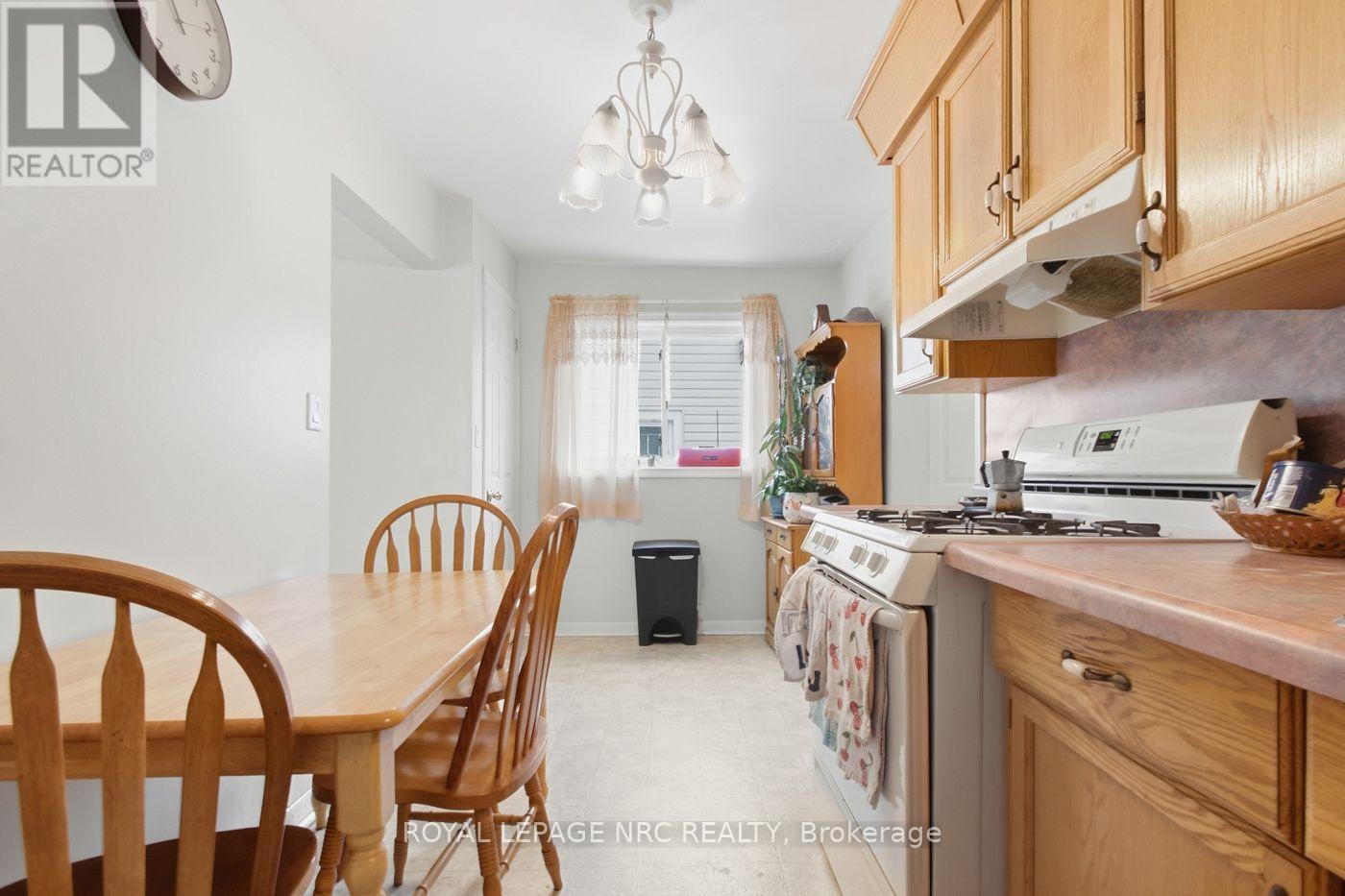24 Fifth Street, Welland, Ontario  L3B 4Z3 - Photo 11 - X13811684