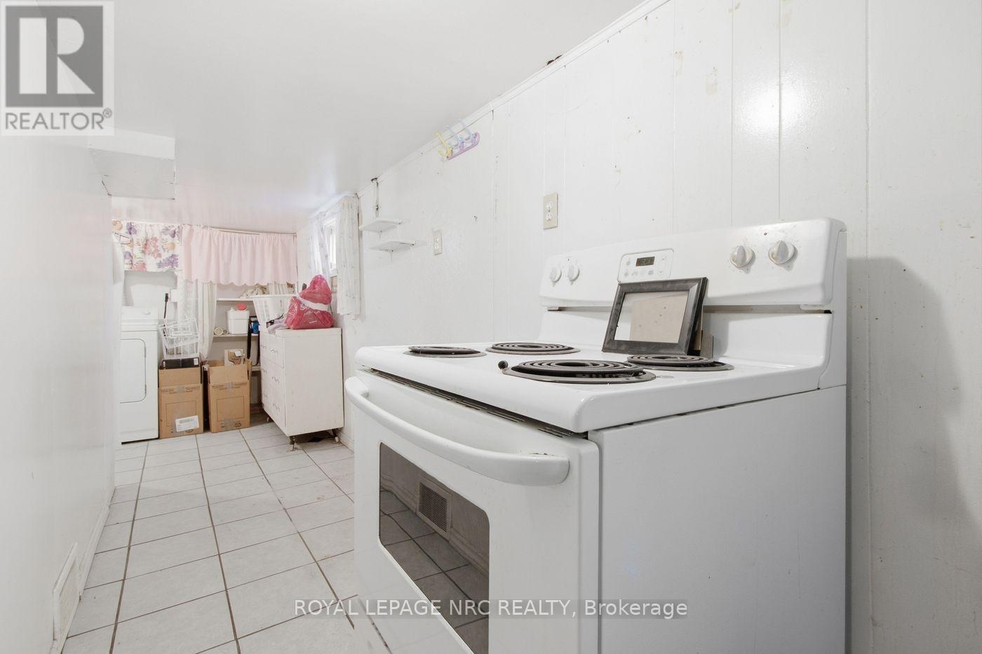 24 Fifth Street, Welland, Ontario  L3B 4Z3 - Photo 23 - X13811684