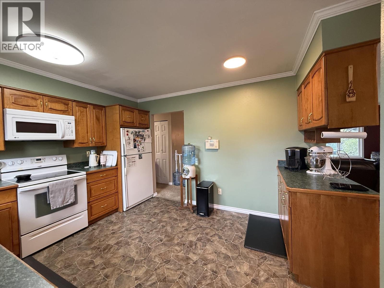 1095 Pigeon Avenue, Williams Lake, British Columbia  V2G 2B8 - Photo 3 - R3167969