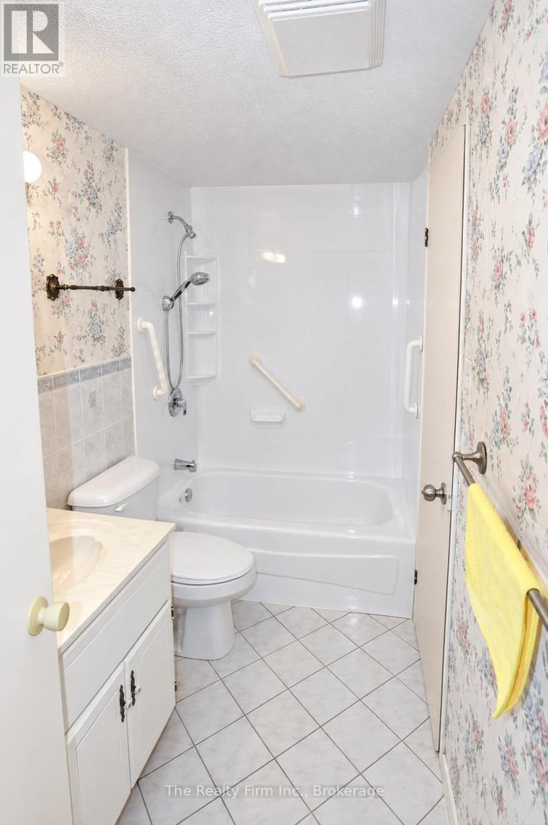 805 - 640 West Street N, Brantford, Ontario  N3R 6M3 - Photo 17 - X13811634