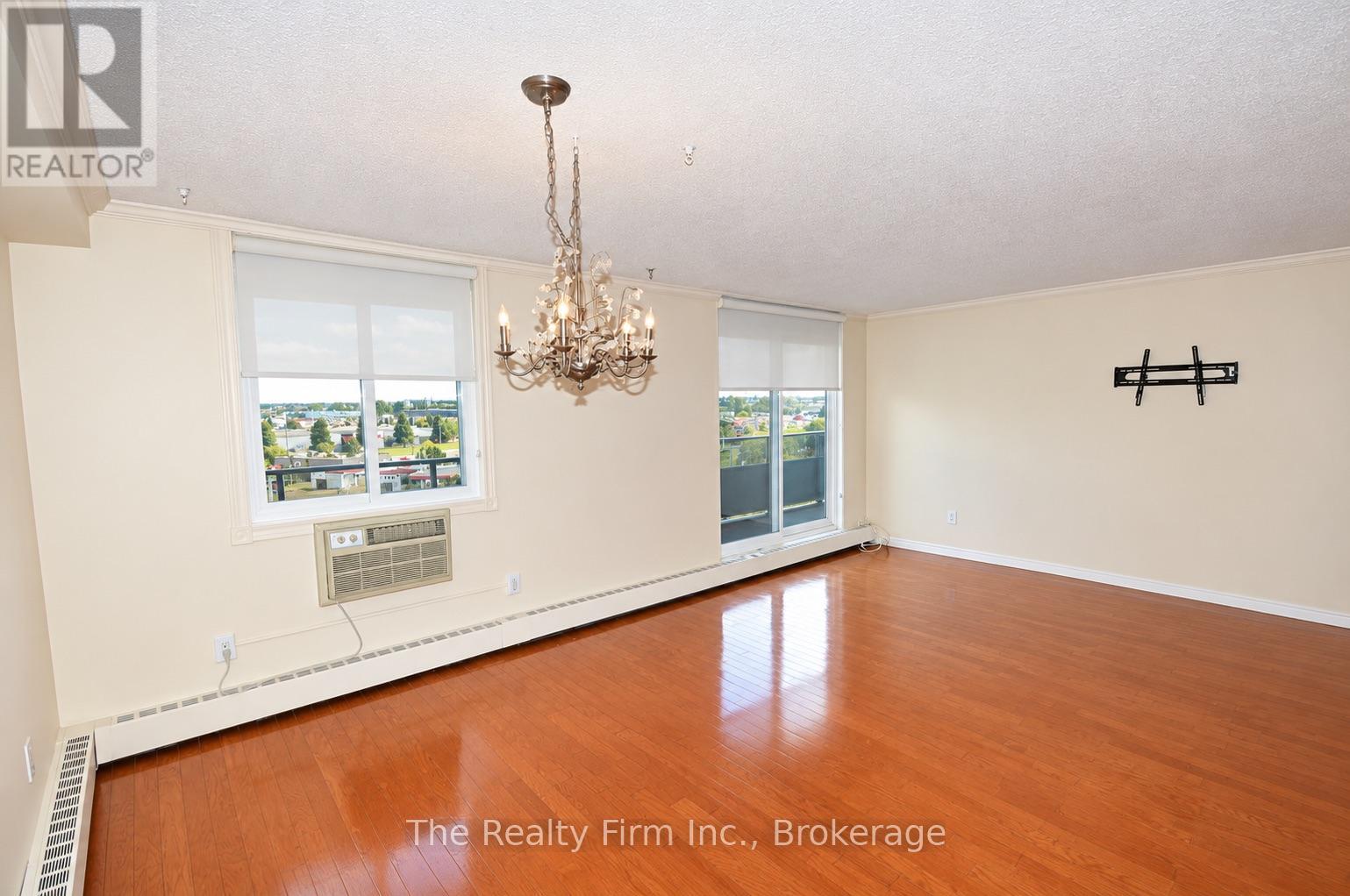 805 - 640 West Street N, Brantford, Ontario  N3R 6M3 - Photo 5 - X13811634