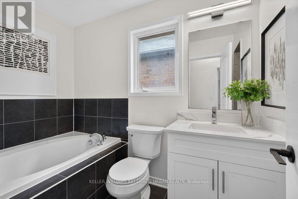571 Reeves Way Boulevard, Whitchurch-Stouffville, Ontario  L4A 0H1 - Photo 25 - N13811664