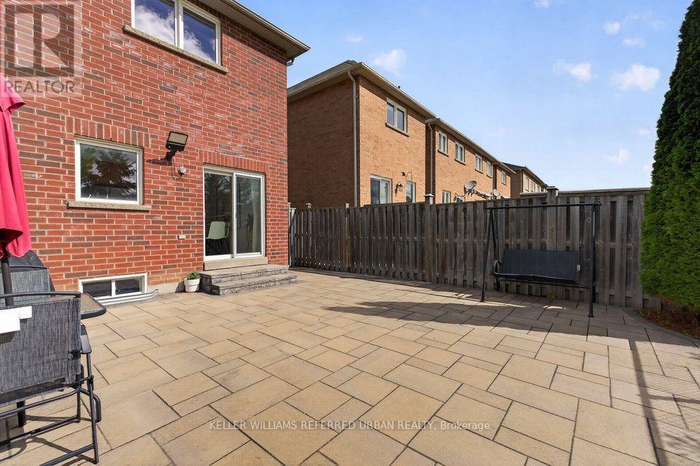571 Reeves Way Boulevard, Whitchurch-Stouffville, Ontario  L4A 0H1 - Photo 43 - N13811664