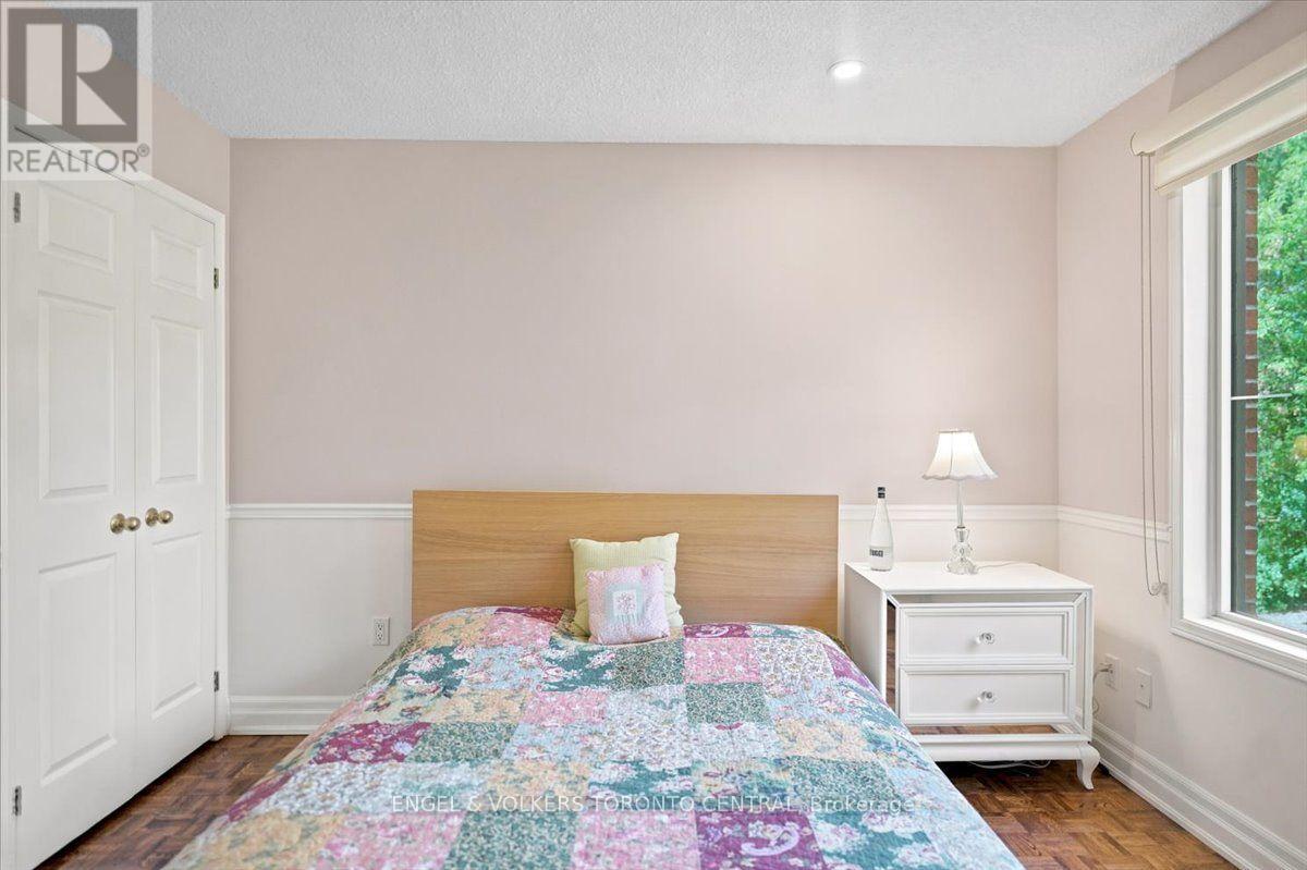Th18 - 100 Arbors Lane, Vaughan, Ontario  L4L 3Z2 - Photo 15 - N13811674