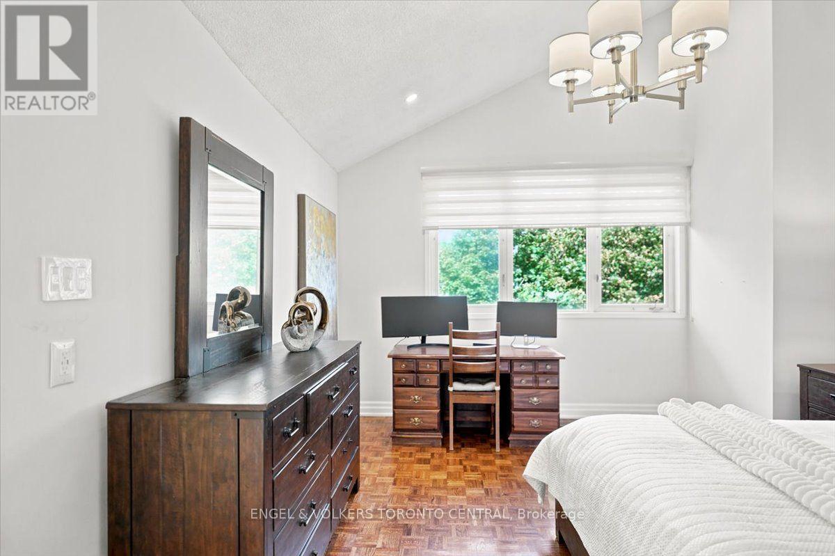 Th18 - 100 Arbors Lane, Vaughan, Ontario  L4L 3Z2 - Photo 16 - N13811674