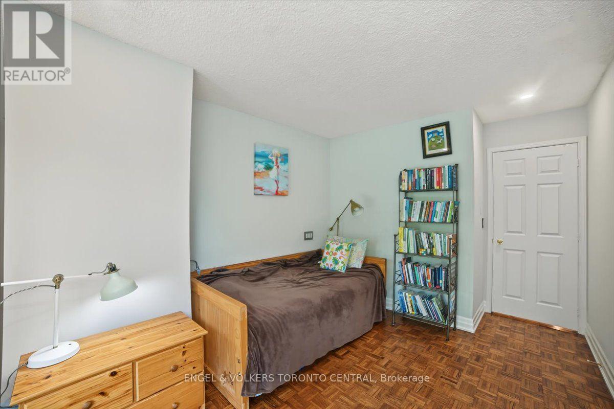 Th18 - 100 Arbors Lane, Vaughan, Ontario  L4L 3Z2 - Photo 25 - N13811674
