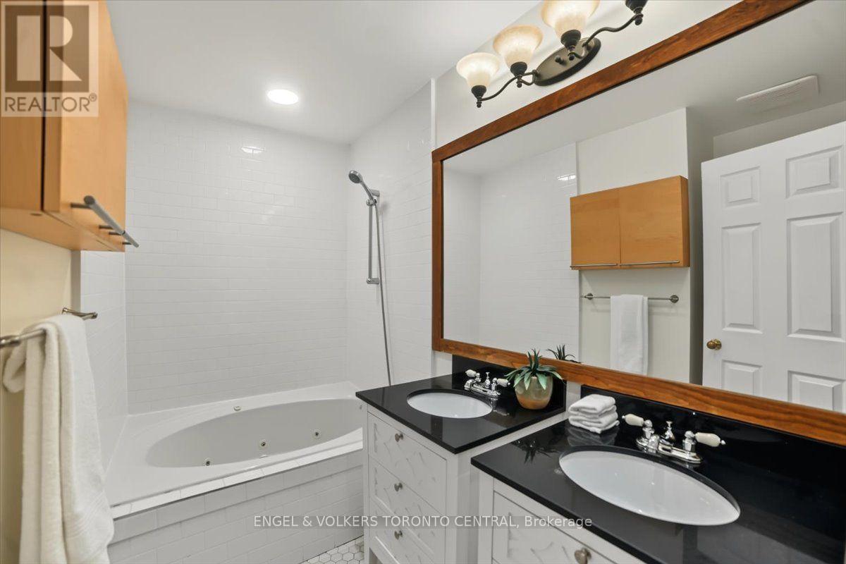 Th18 - 100 Arbors Lane, Vaughan, Ontario  L4L 3Z2 - Photo 31 - N13811674