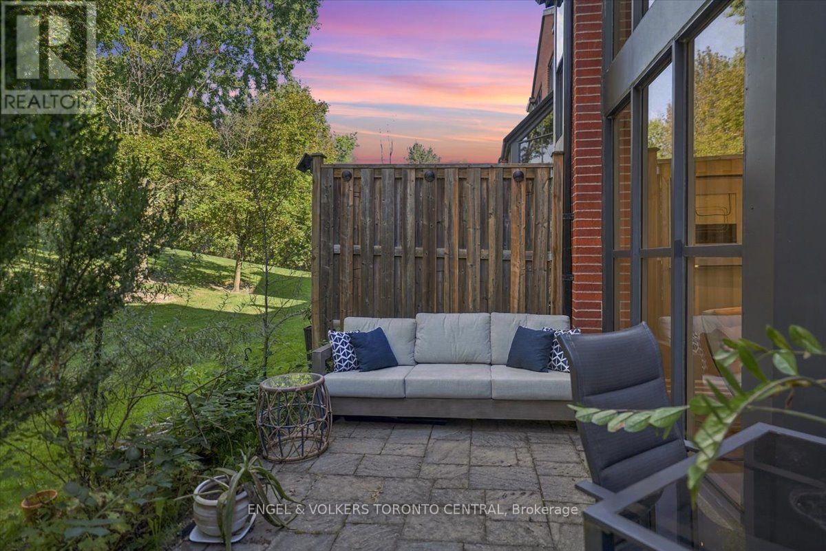 Th18 - 100 Arbors Lane, Vaughan, Ontario  L4L 3Z2 - Photo 37 - N13811674