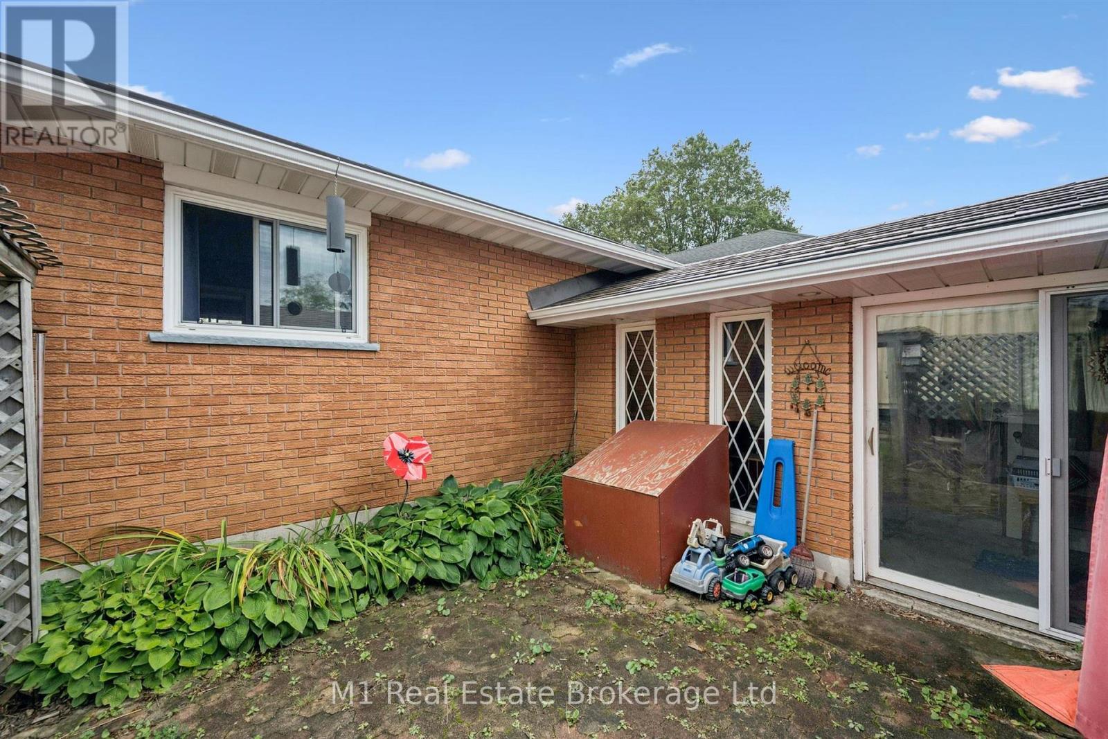 205 Albert Street, Minto, Ontario  N0G 2P0 - Photo 25 - X13811648