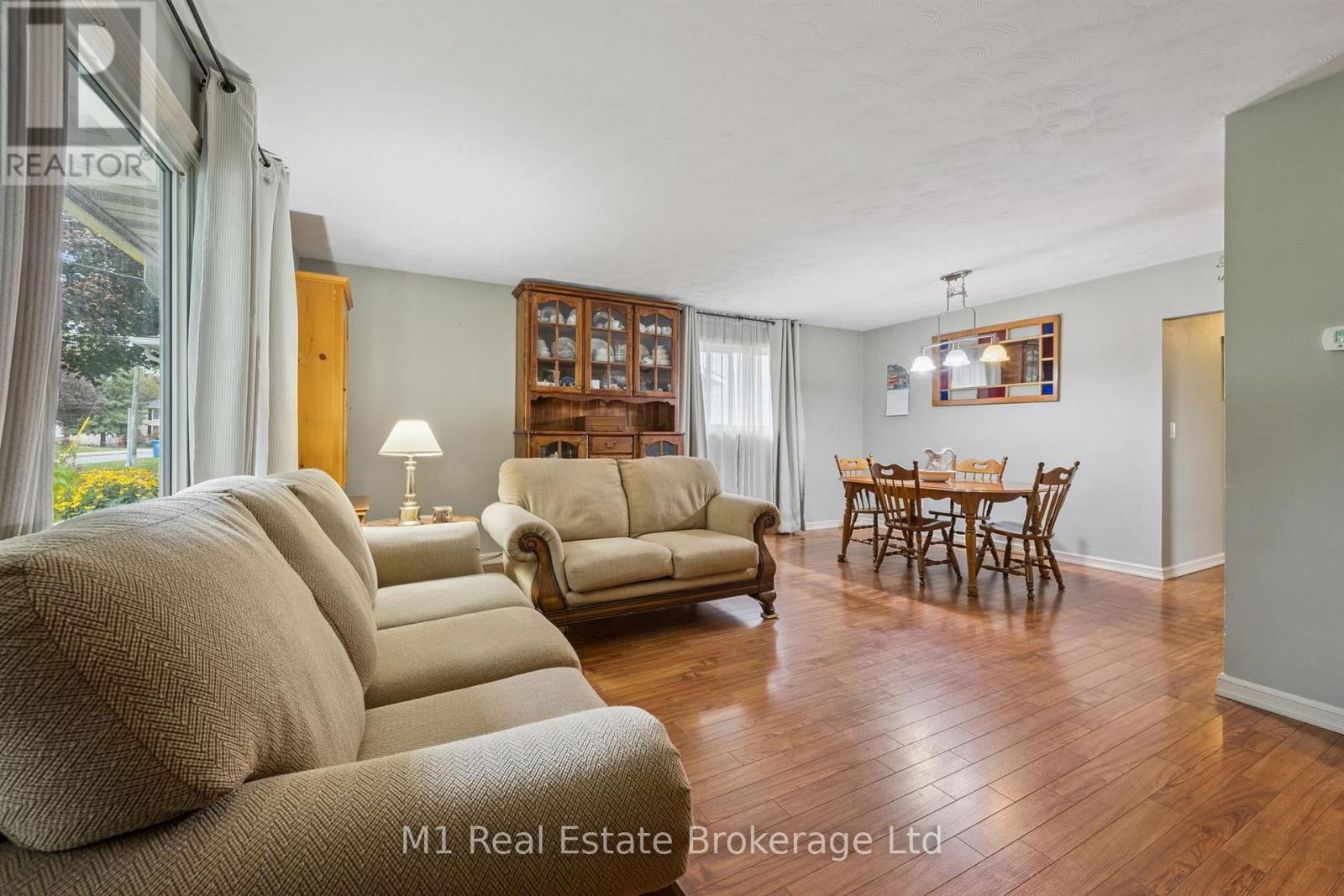 205 Albert Street, Minto, Ontario  N0G 2P0 - Photo 7 - X13811648