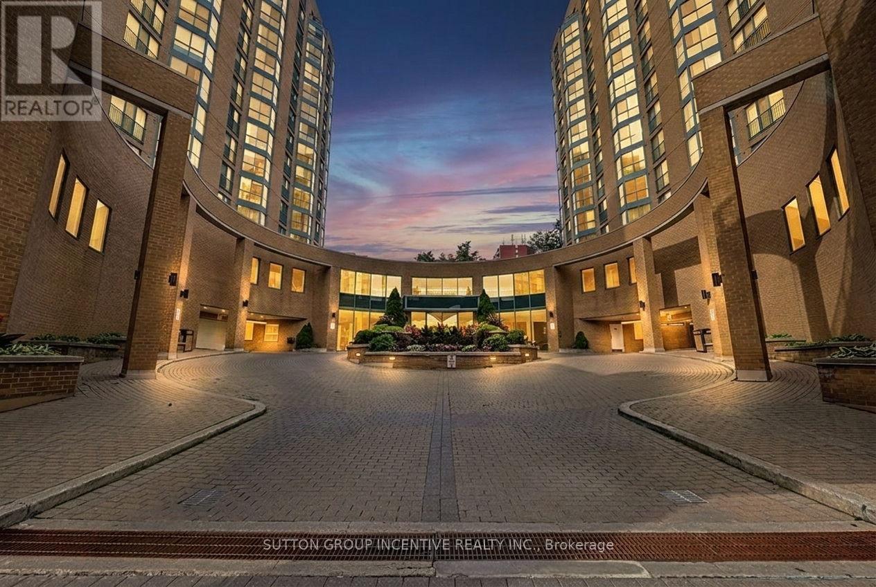 304 - 140 DUNLOP STREET E, Barrie, Ontario