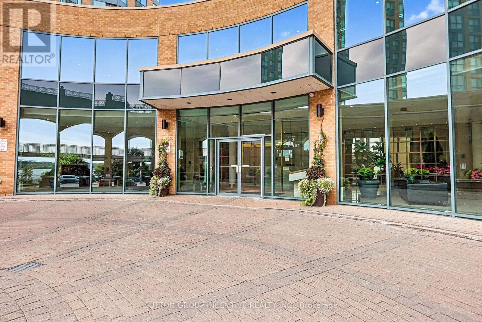 304 - 140 Dunlop Street E, Barrie, Ontario  L4M 6H9 - Photo 4 - S13811700