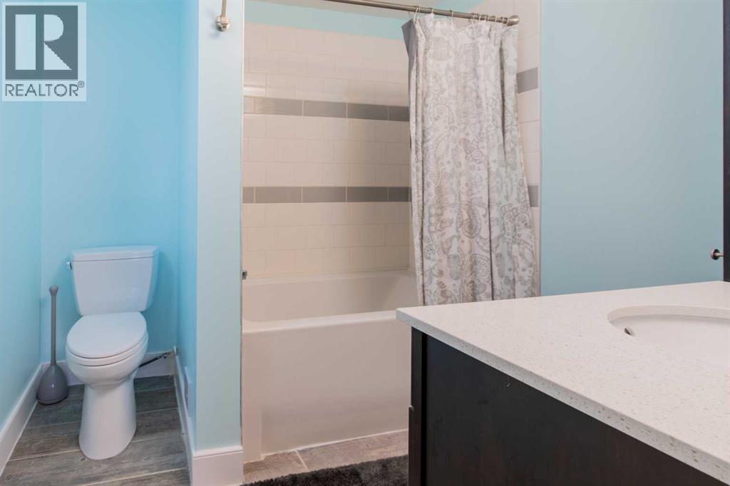 37 Laurel Place photo 36