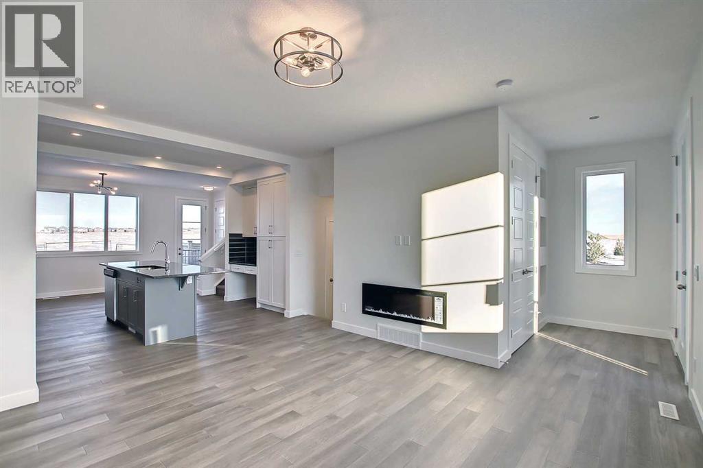 381 Waterford Boulevard, Chestermere, Alberta  T1X 2Z7 - Photo 9 - A2334304