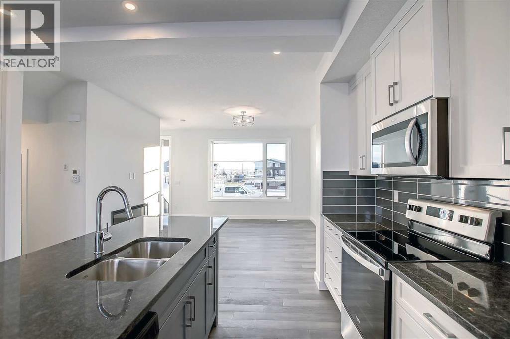 381 Waterford Boulevard, Chestermere, Alberta  T1X 2Z7 - Photo 16 - A2334304