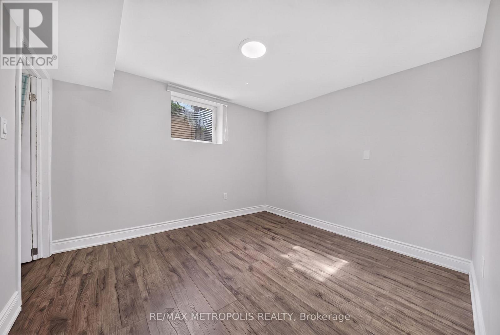 Bsmt - 6 Madoc Drive, Brampton, Ontario  L6V 1Z9 - Photo 15 - W13811618