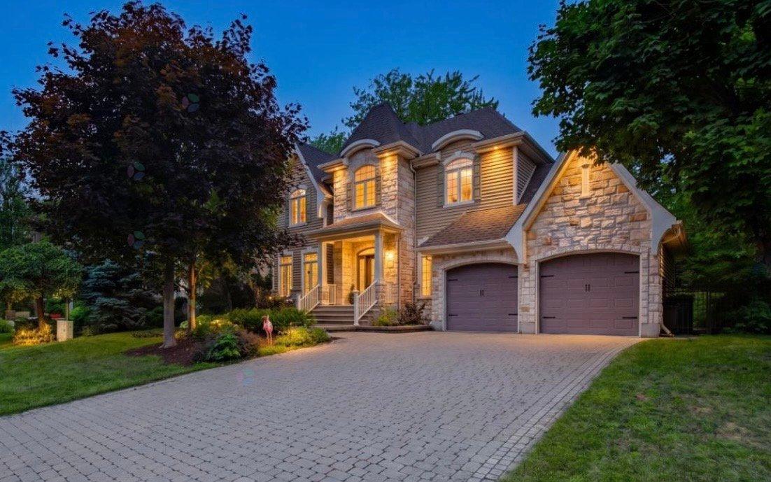 10 Rue de Clervaux Rosemère Quebec Canada J7B1R5