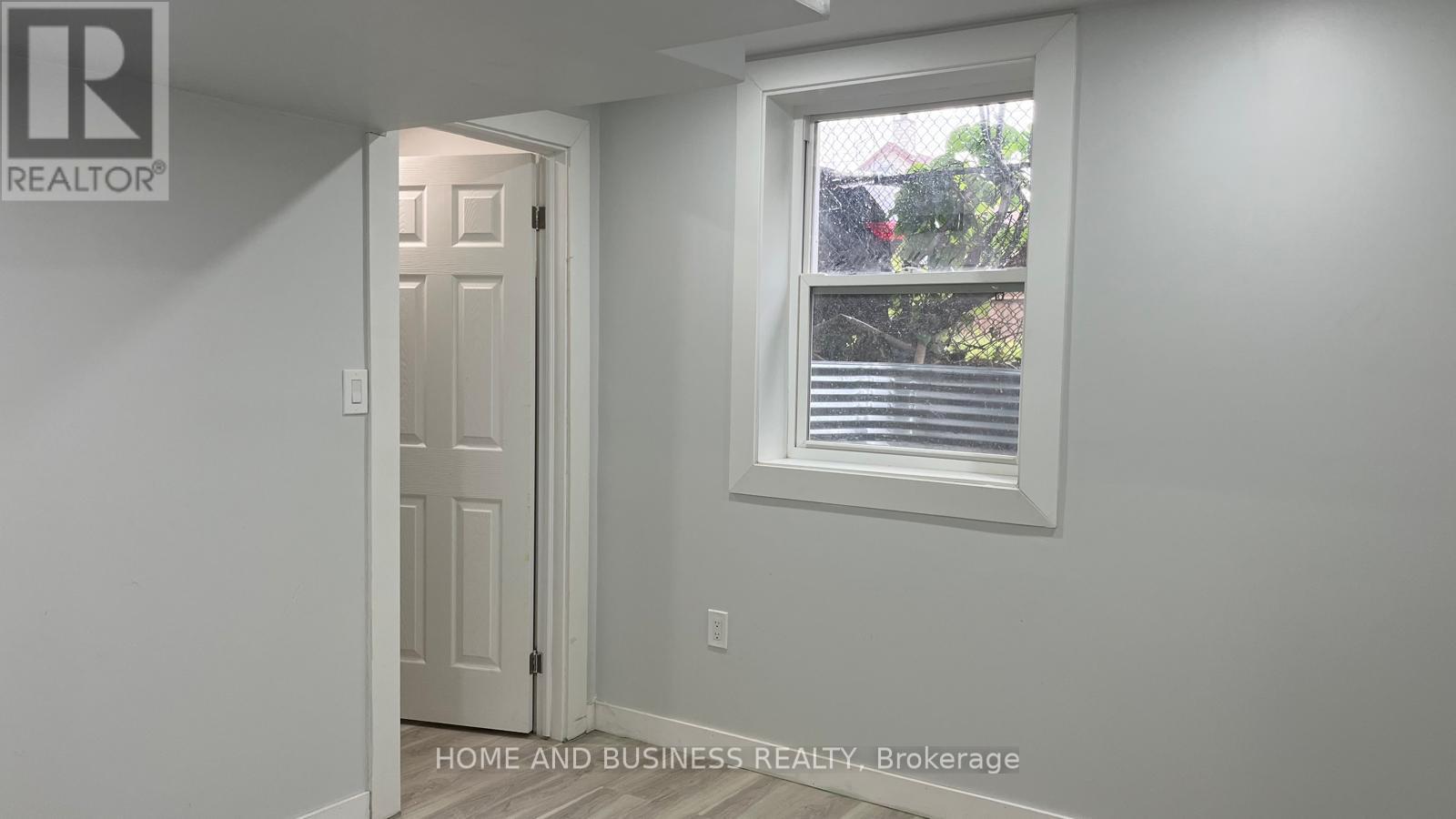 1 - 2 Patricia Street, Thorold, Ontario  L2V 3V7 - Photo 17 - X13811644