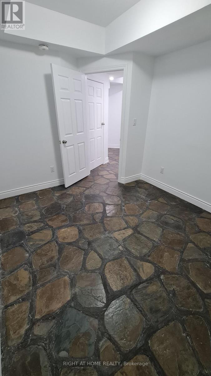 2 - 172 Lena Crescent, Cambridge, Ontario  N1R 8P6 - Photo 24 - X13811670