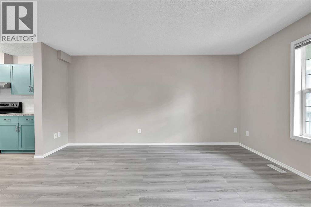 86 Country Village Gate NE, Calgary, Alberta  T3K 0L5 - Photo 3 - A2344807