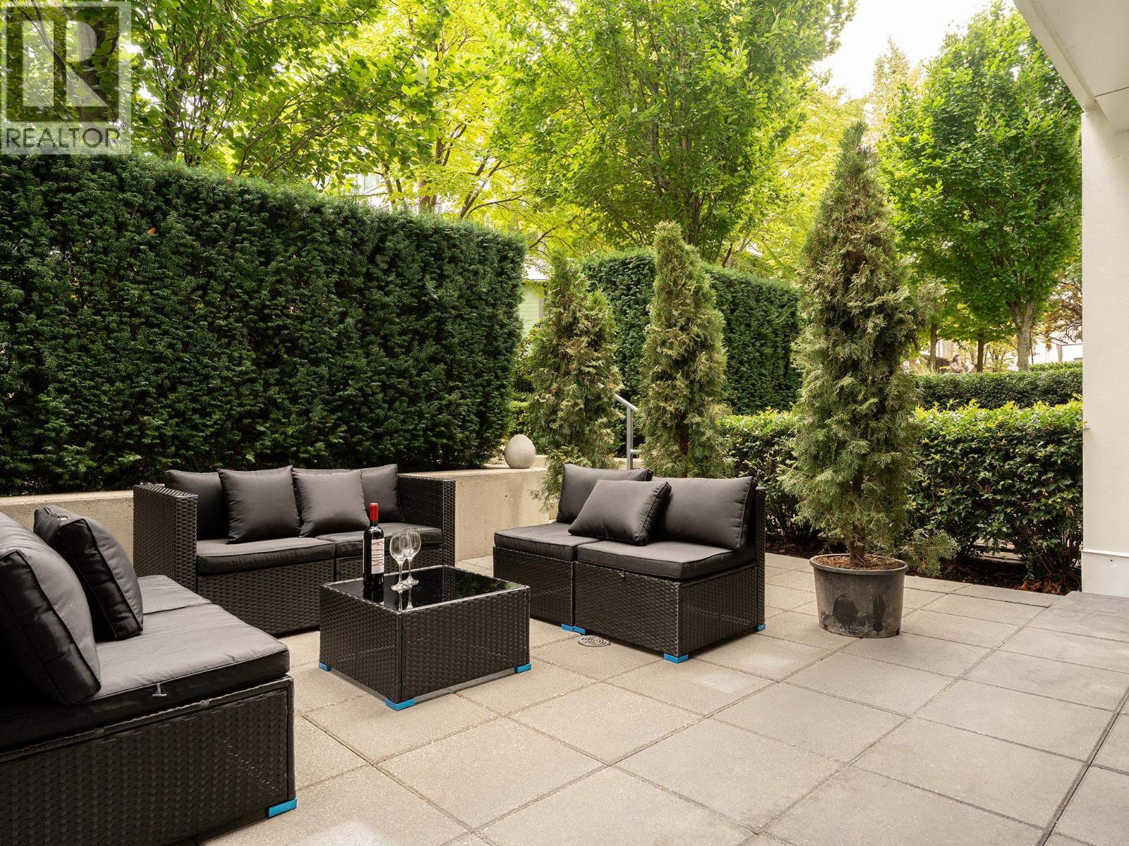 2 1777 W 7th Avenue, Vancouver, British Columbia  V6J 0E5 - Photo 2 - R3165778