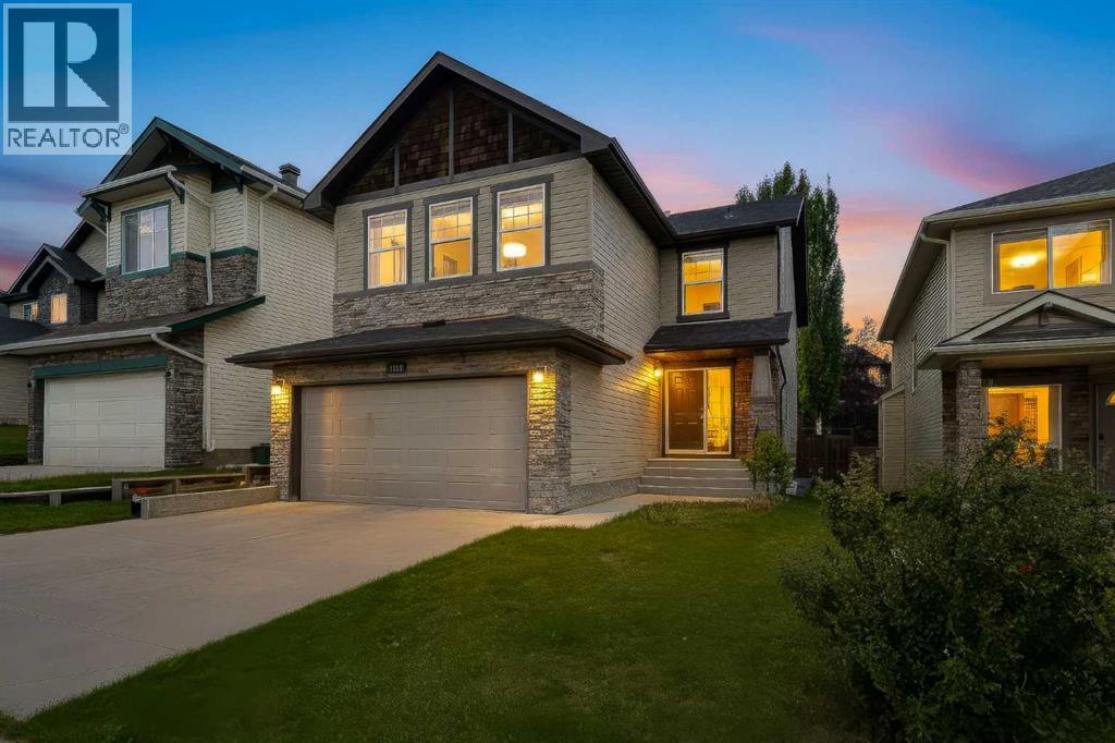 7308 26 Avenue SW photo 1
