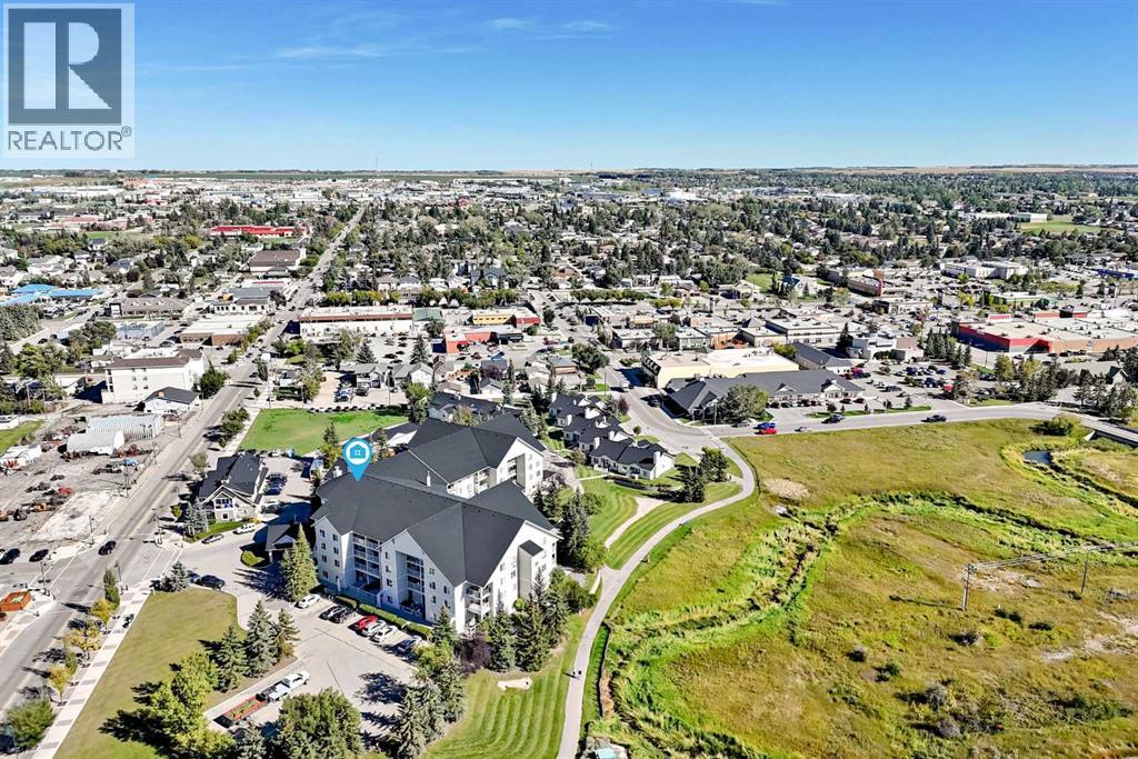 101, 305 1 Avenue NW, Airdrie, Alberta  T4B 2M5 - Photo 35 - A2346114