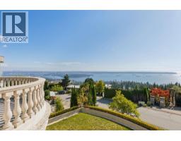 1471 BRAMWELL ROAD, West Vancouver, British Columbia