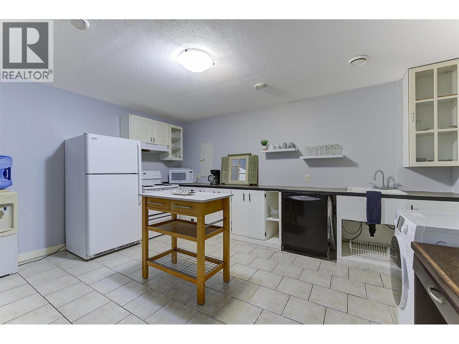 10320 Teresa Road, Lake Country, British Columbia  V4V 2N6 - Photo 53 - 10401472