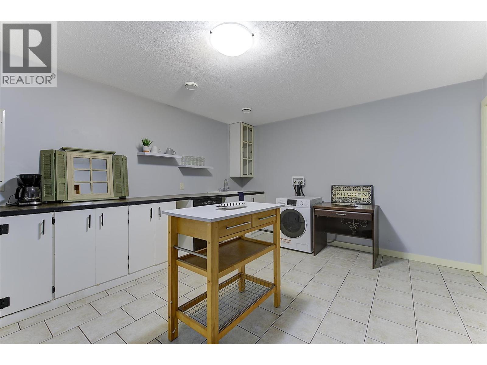 10320 Teresa Road, Lake Country, British Columbia  V4V 2N6 - Photo 54 - 10401472