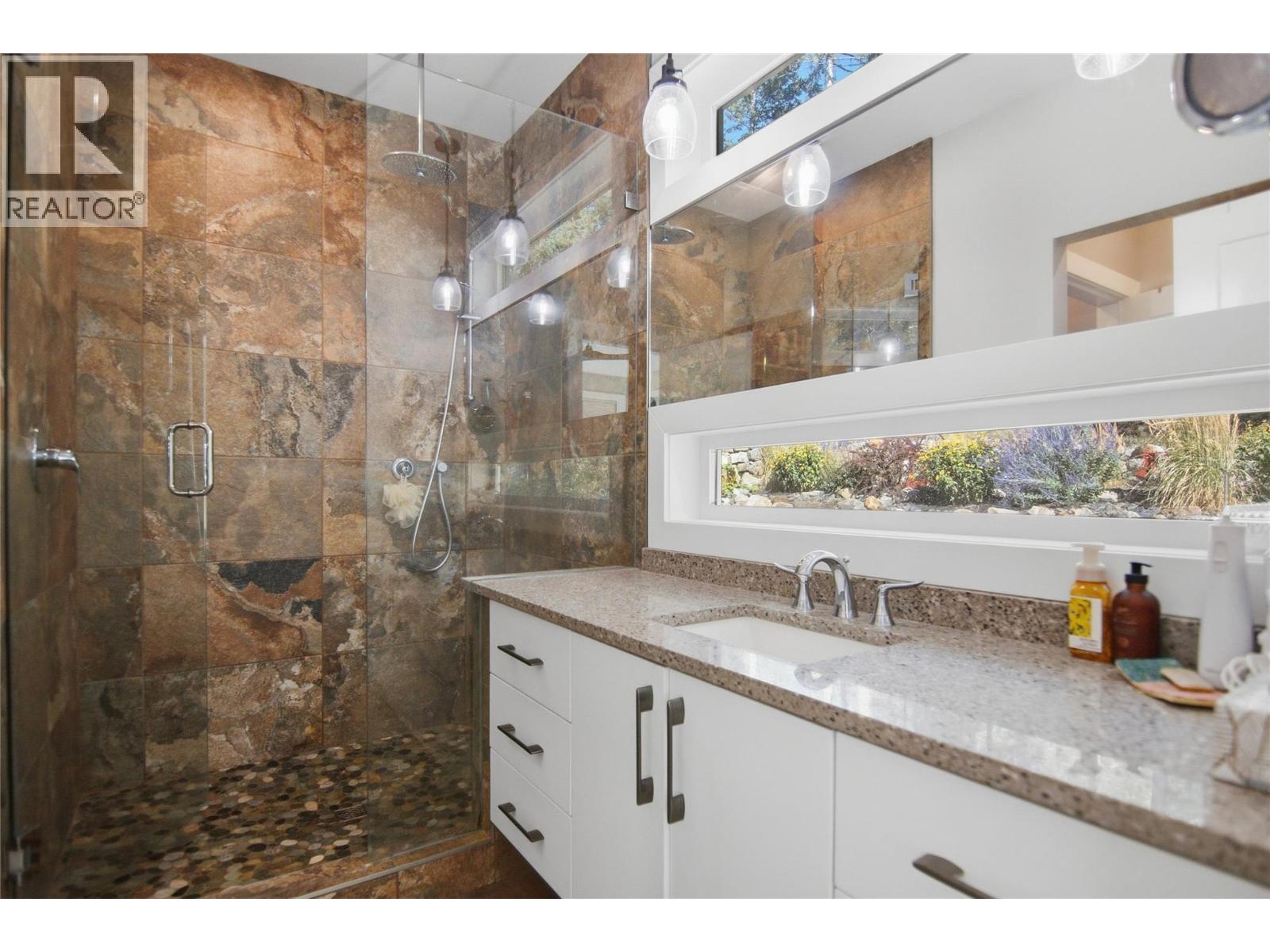 6560 FAWNHILL Road Kamloops Photo 24