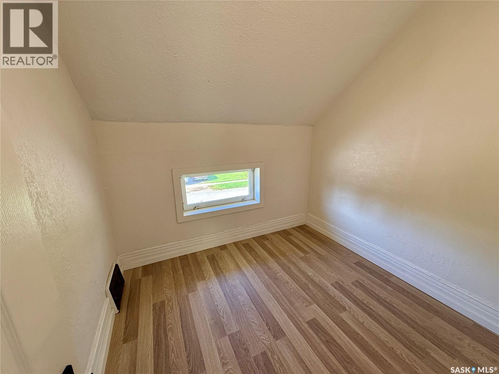 502 8th Street E, Prince Albert, Saskatchewan  S6V 0W6 - Photo 22 - SK048955