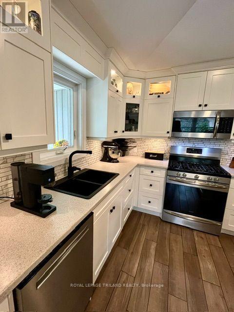 202 Reycraft Avenue, Southwest Middlesex (Glencoe), Ontario  N0L 1M0 - Photo 13 - X13811778