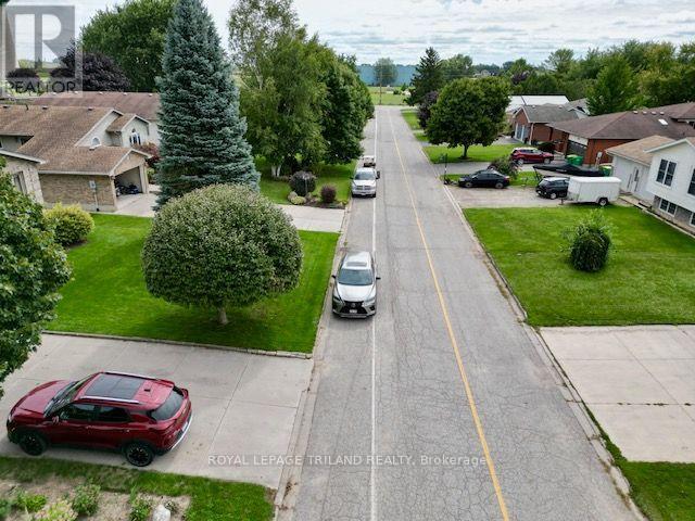 202 Reycraft Avenue, Southwest Middlesex (Glencoe), Ontario  N0L 1M0 - Photo 23 - X13811778