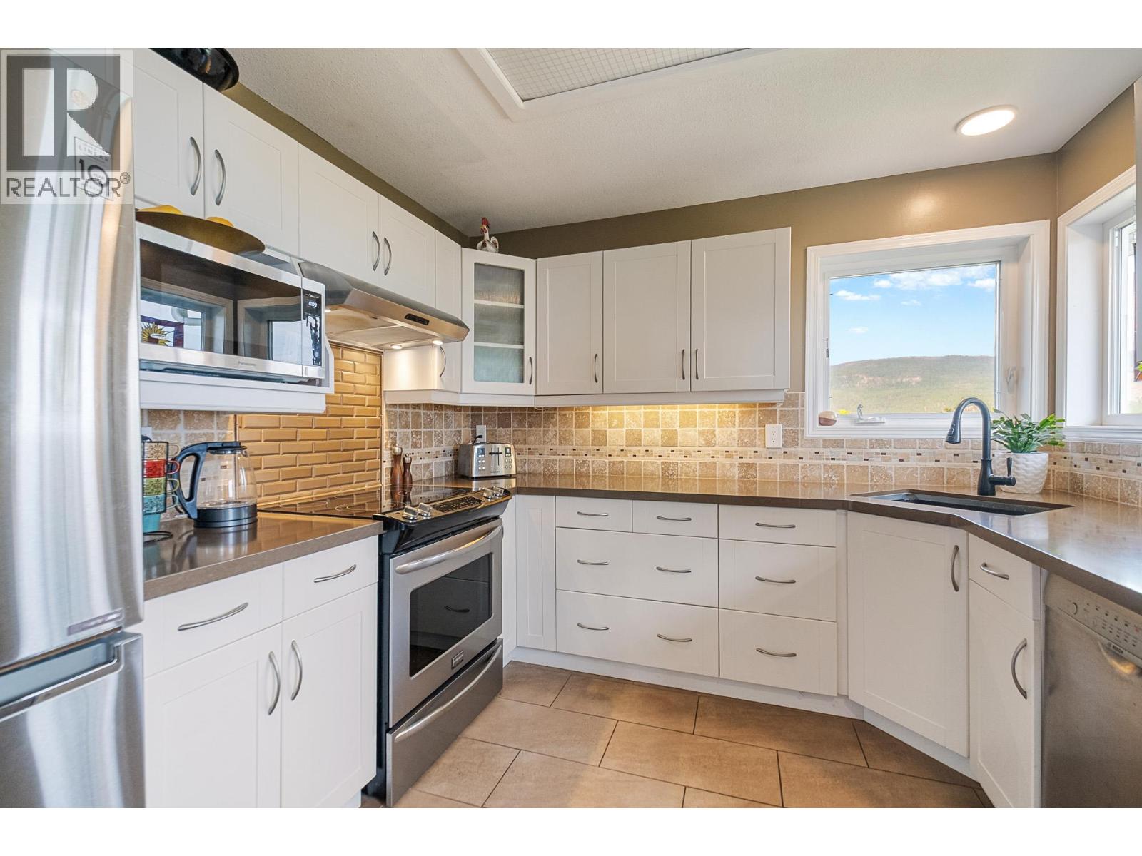 3537 Gates Road photo 13