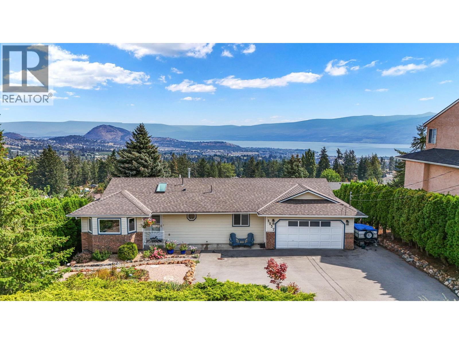 3537 Gates Road, West Kelowna, British Columbia