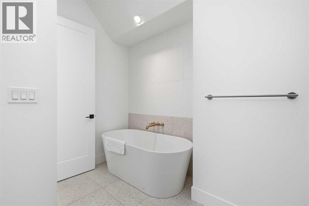 2417 31 Avenue SW, Calgary, Alberta  T2T 1T9 - Photo 30 - A2347054