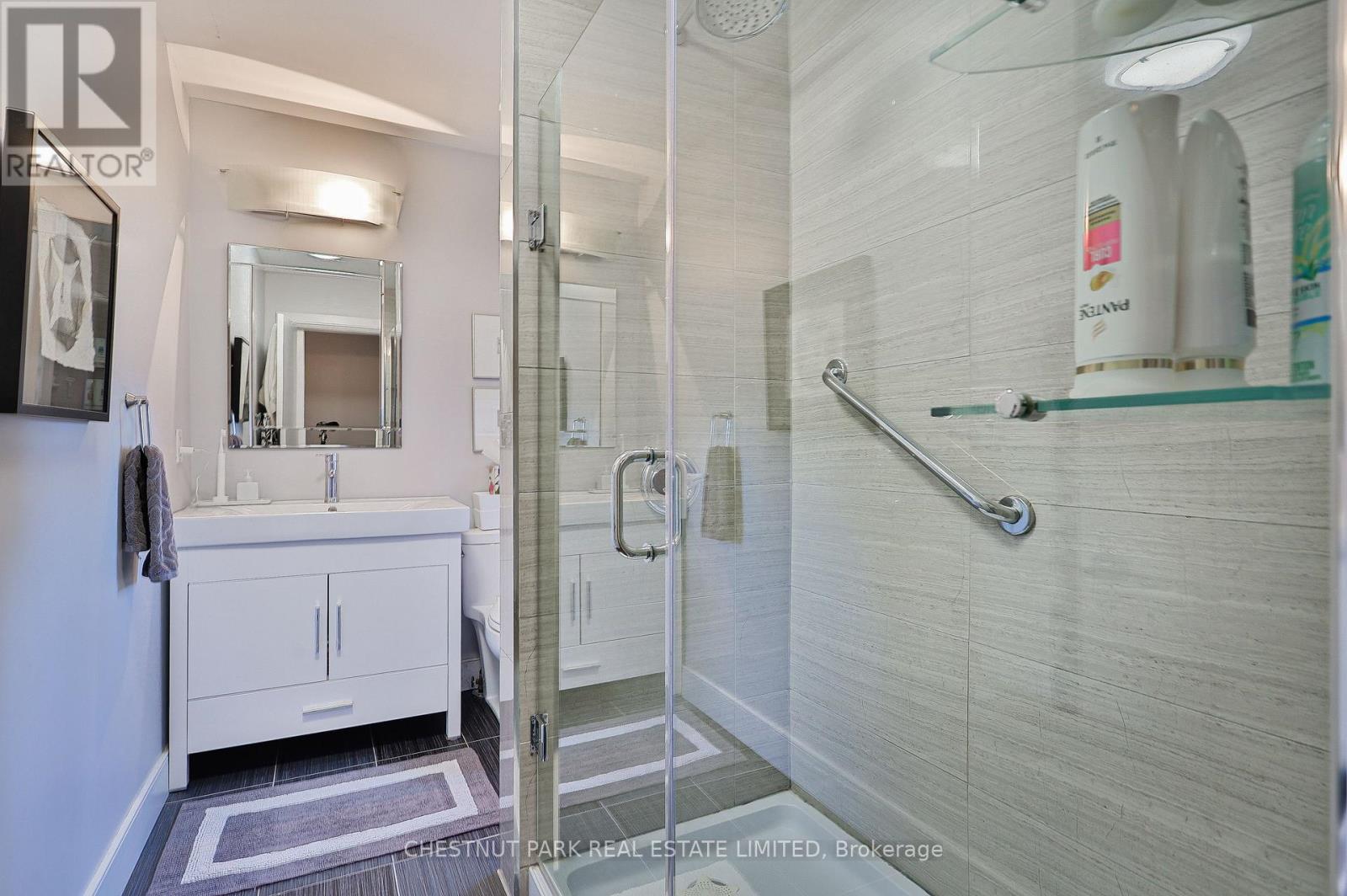 Upper - 159 Briar Hill Avenue, Toronto, Ontario  M4R 1H8 - Photo 21 - C13811782