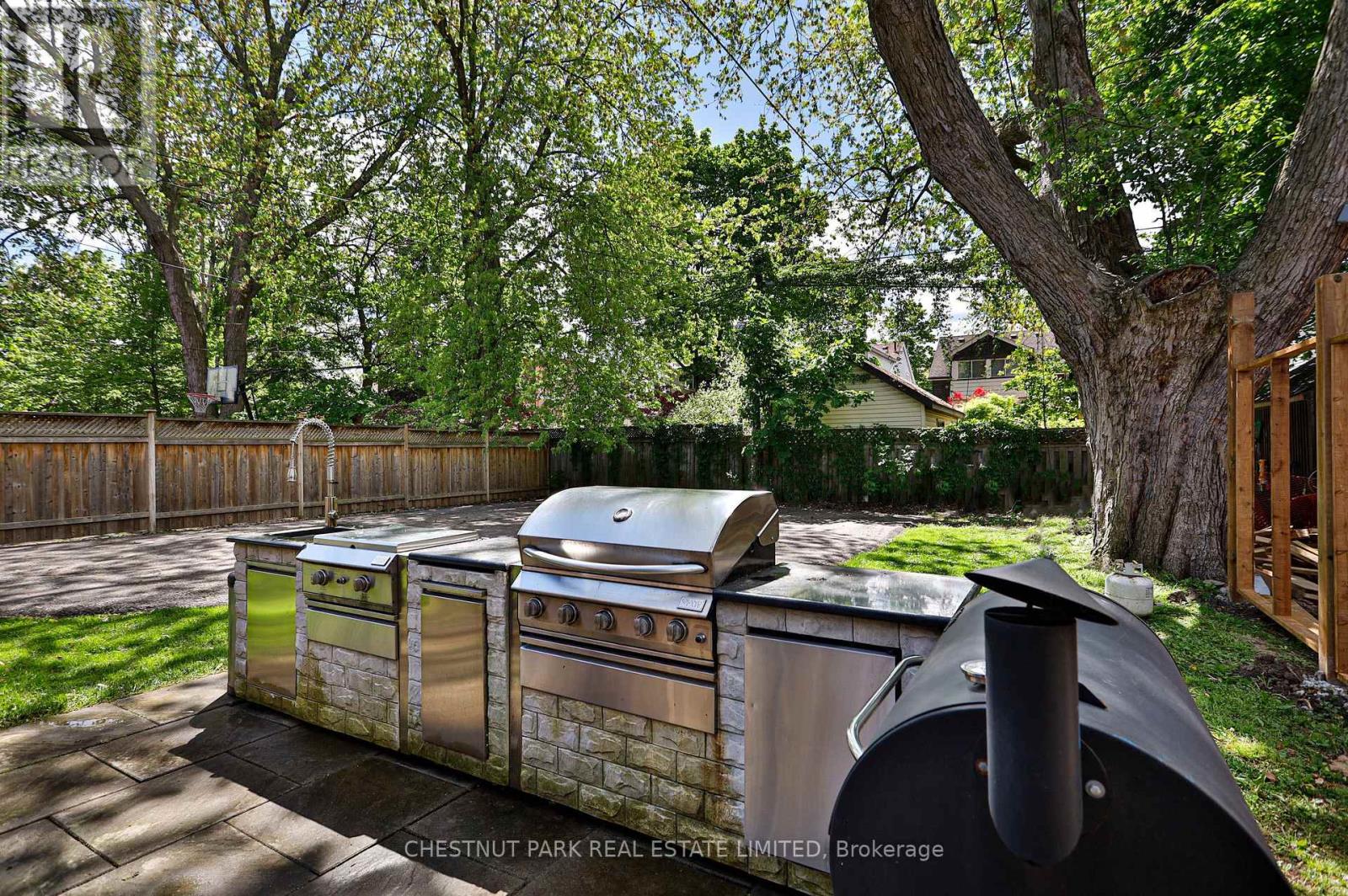 Upper - 159 Briar Hill Avenue, Toronto, Ontario  M4R 1H8 - Photo 29 - C13811782