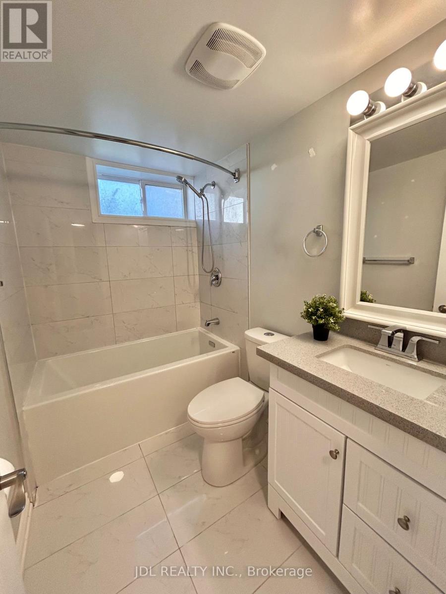 Basement - 439 Gibbons Street, Oshawa, Ontario  L1J 4Z3 - Photo 11 - E13811794