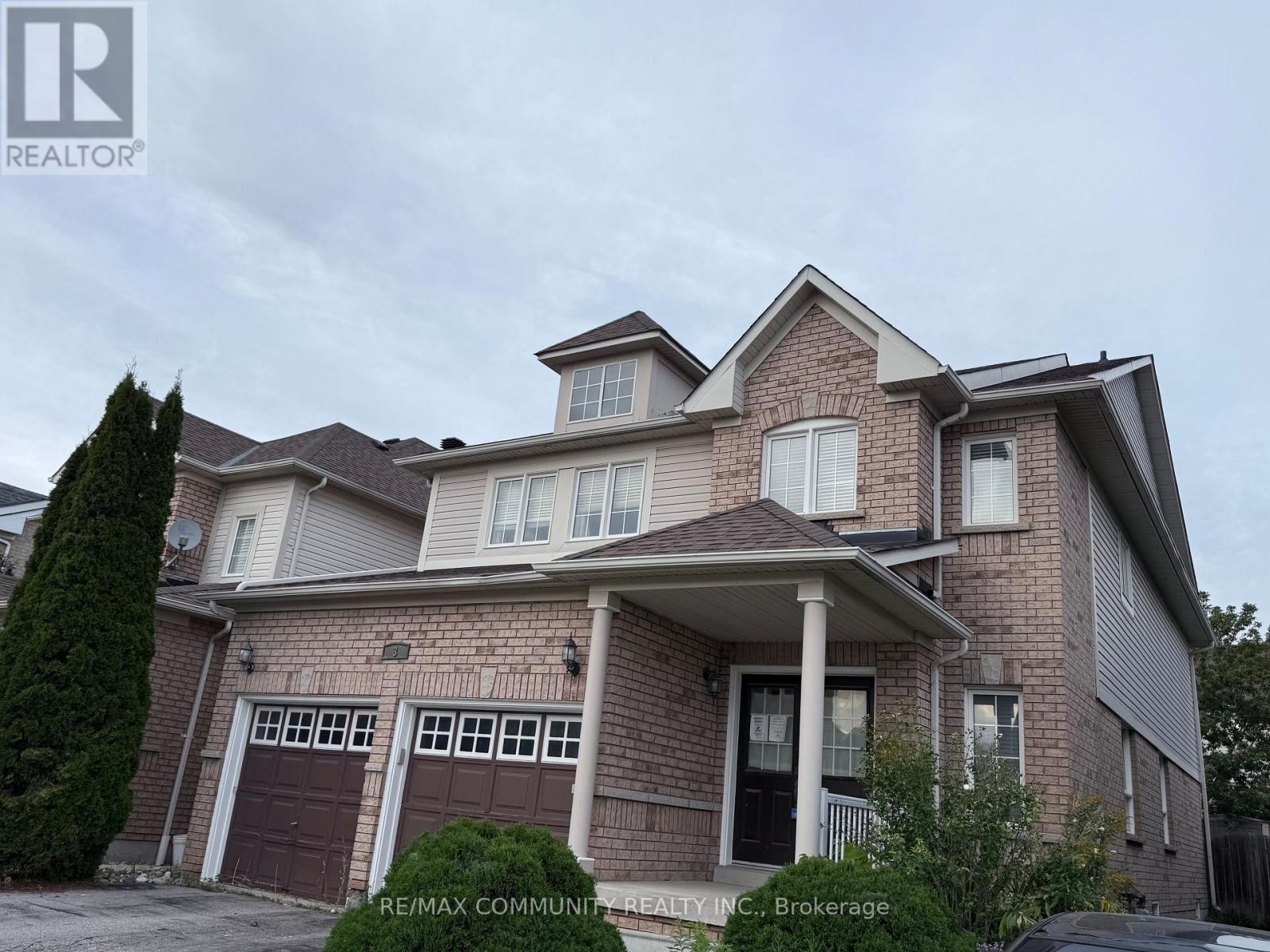 3 Baycliffe Drive, Whitby, Ontario  L1P 1W8 - Photo 2 - E13811796