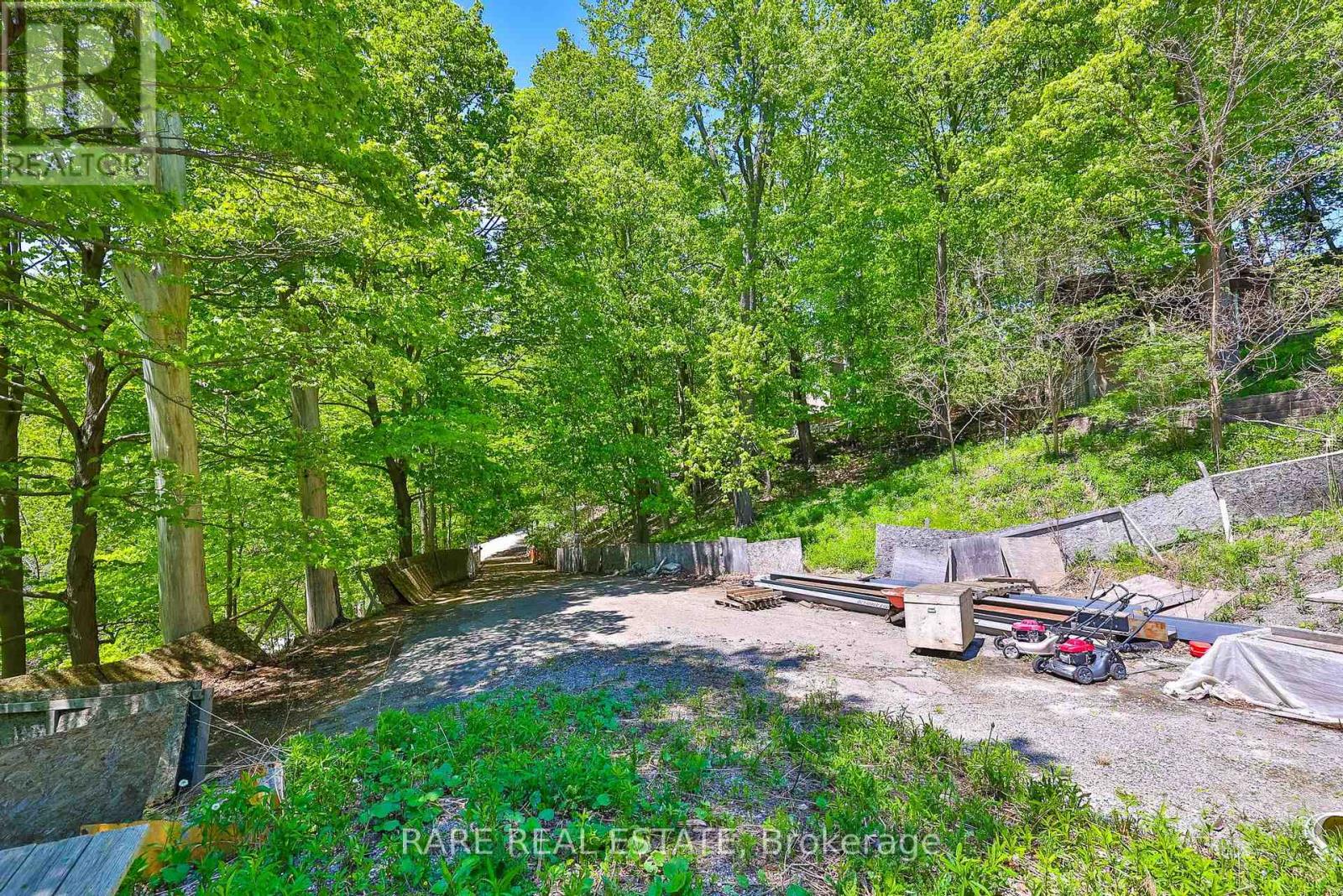 81 Meadowcliffe Drive, Toronto, Ontario  M1M 2X8 - Photo 13 - E13811848